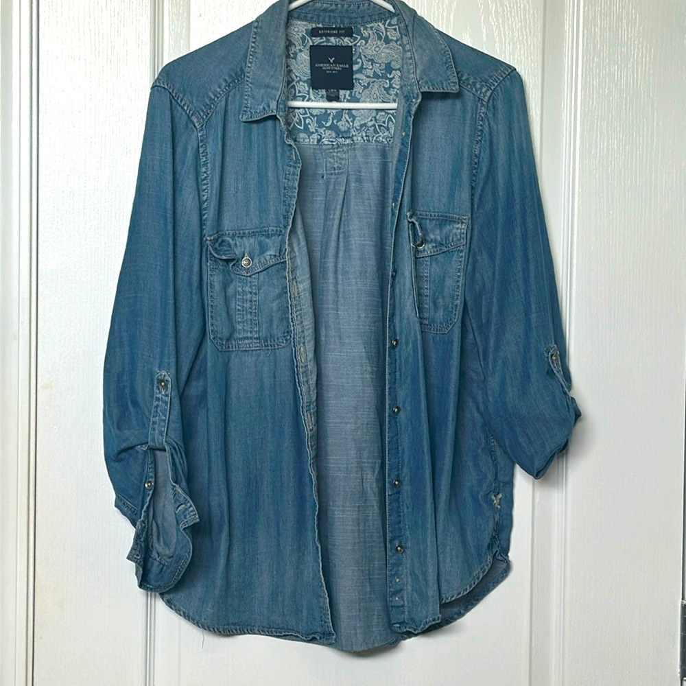 AE Boyfriend Fit Jean top
